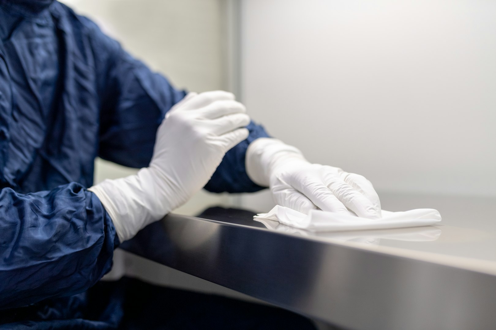 Office cleaning, Large-scale janitorial services